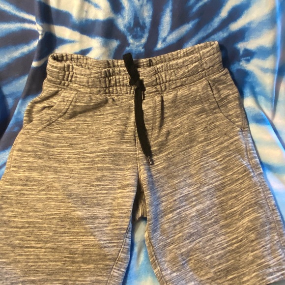 Bundle of GUC Boys Shorts Sz 8-10 - Picture 4 of 4